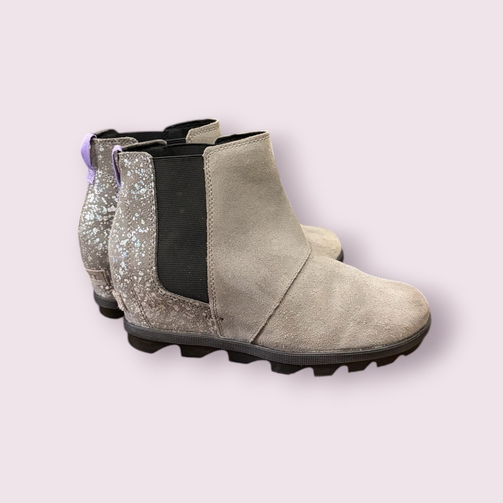 Sorel Joan of Arctic II Wedge Chelsea Gray Ankle Boots